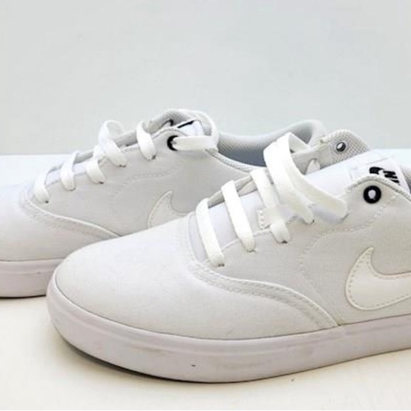 Nike sneakers - Picture 5 of 5